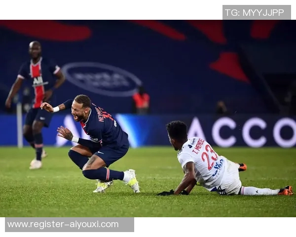 足总杯惊天逆转波尔图与巴黎圣日耳曼激战成平局引发热议