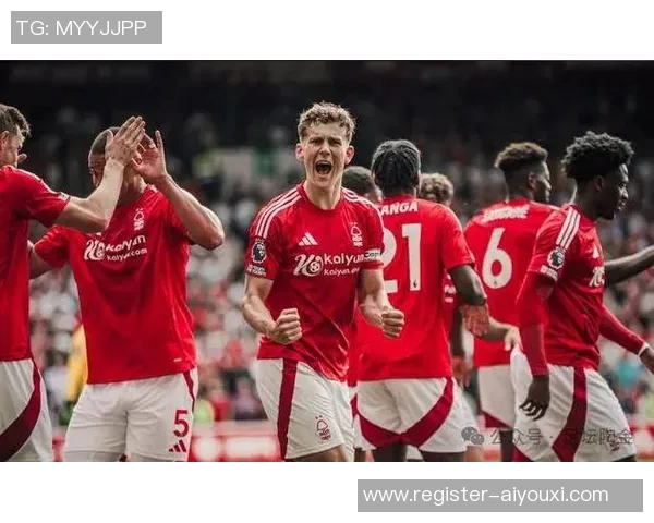 国王杯精彩对决那不勒斯狂胜利物浦帽子戏法引爆全场激情