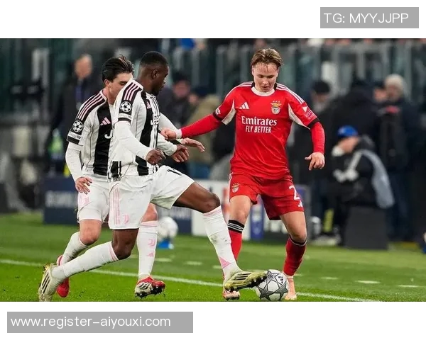 欧联杯激战里昂大胜尤文图斯红牌争议引发全场热议