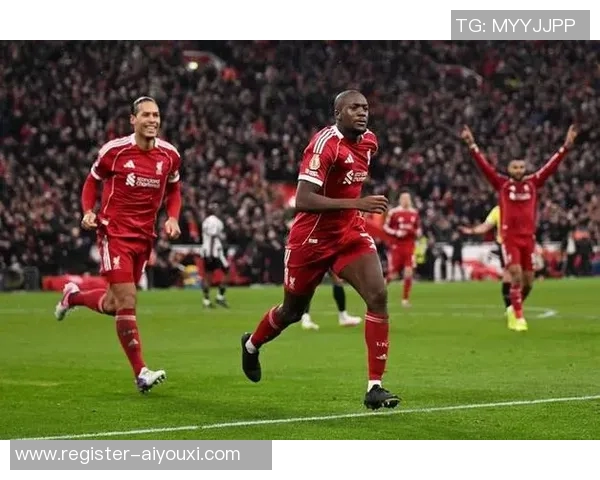 世界杯波尔图逆转利物浦红牌争议引发全场热议战术分析与精彩瞬间回顾