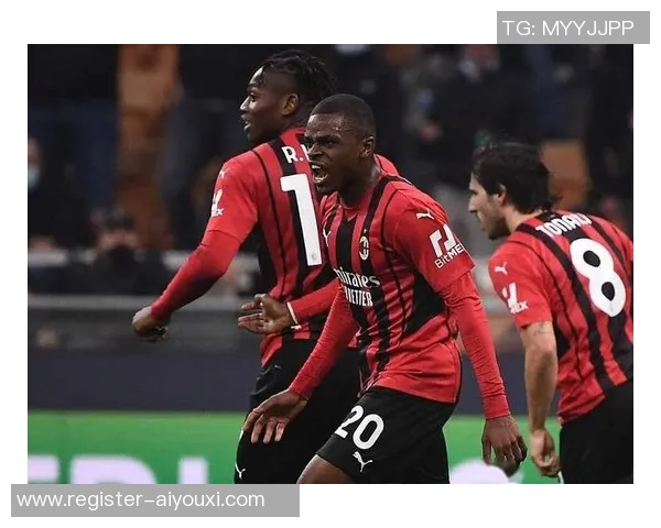 世界杯激战AC米兰小胜波尔图红牌争议引发全场热议与转会传闻